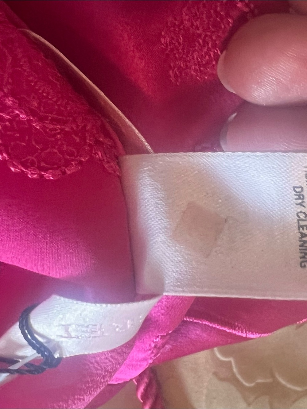 Victoria’s Secret “Silk Top Quality” Satin Sheen EMBROIDERED Gold Label Robe NWT - Picture 15 of 16